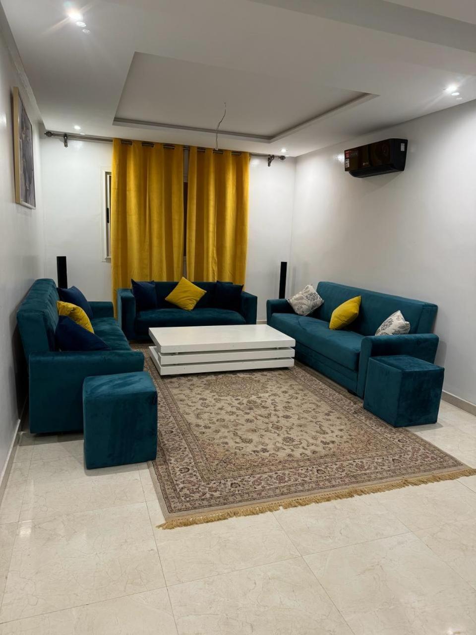 Bel appartement meublé les quais vert Uchda  Exterior foto